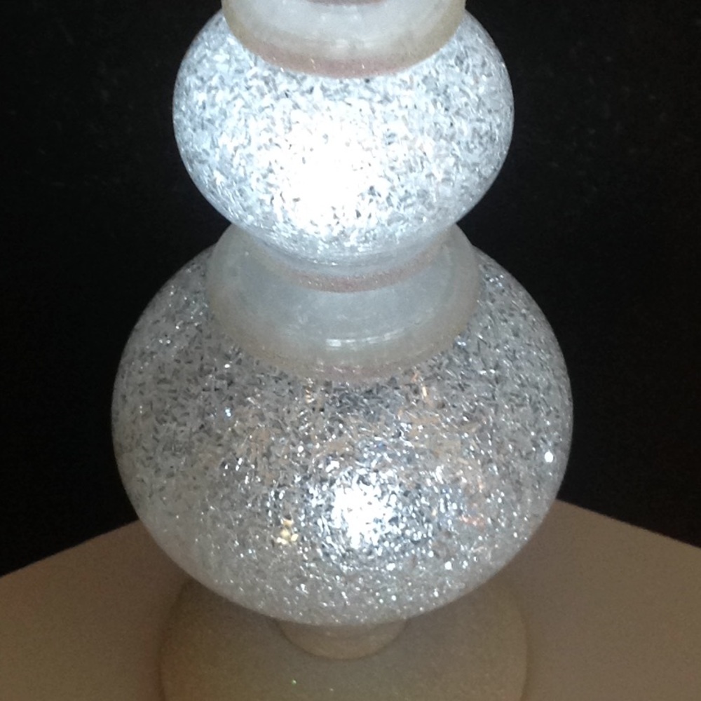 LED Iced Finial - Picture 3 of 3